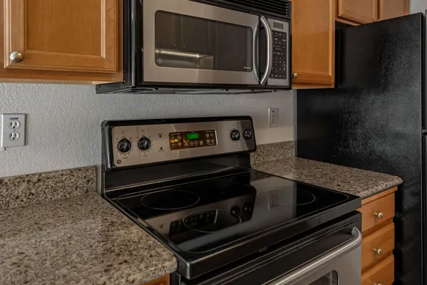 $295,000 | 4032 Elmo Loop, Unit A, Modesto, CA 95356