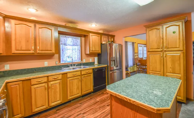 $880,000 | 307 Railroad Street, Union City, MI 49094