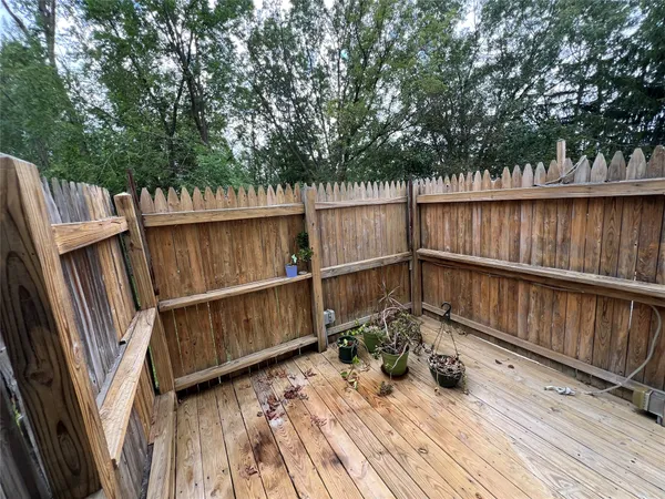 $199,900 | 15 Addison Court, Binghamton, NY 13904