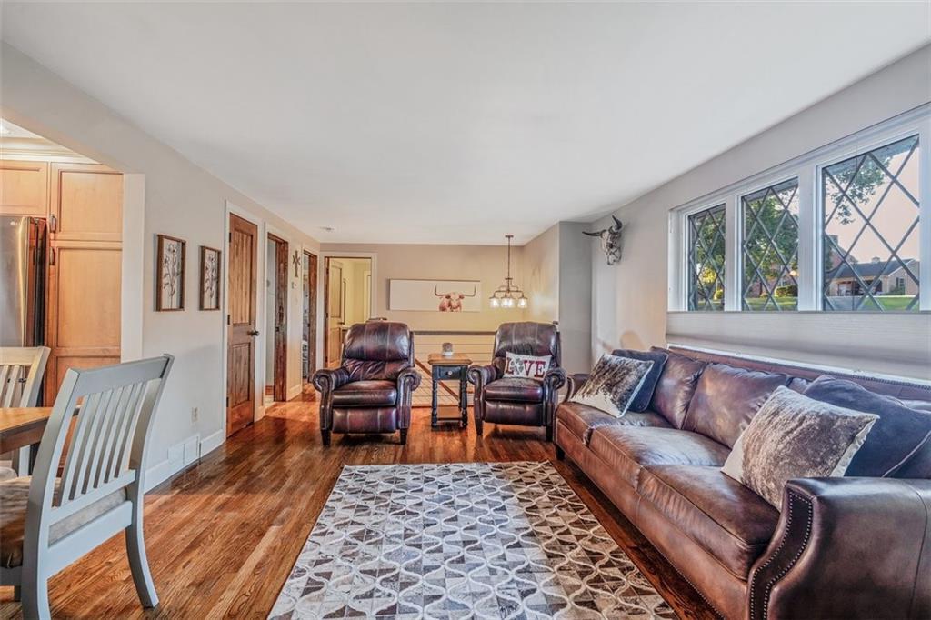 259 Christy Road Eighty Four, PA 15330 - Photo 4 of 46 a living room with furniture rug and window