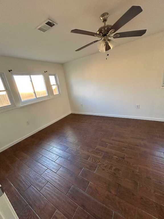 1922 Vassar Street Houston, TX 77098 - Photo 15 of 27 Primary bedroom with laminate floors.