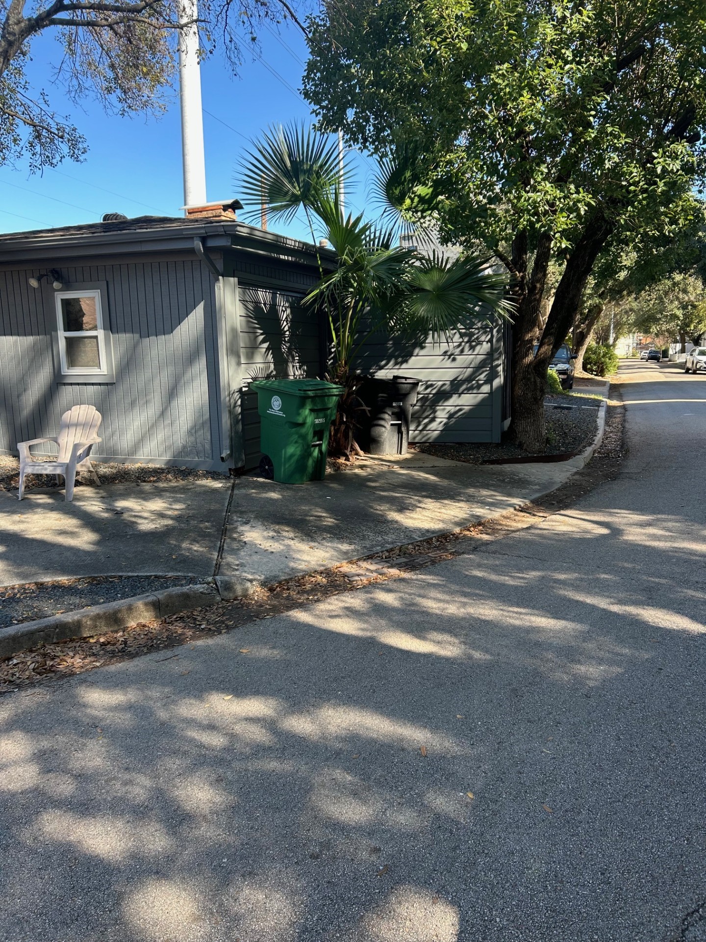 1922 Vassar Street Houston, TX 77098 - Photo 4 of 27 a view of a house with a yard