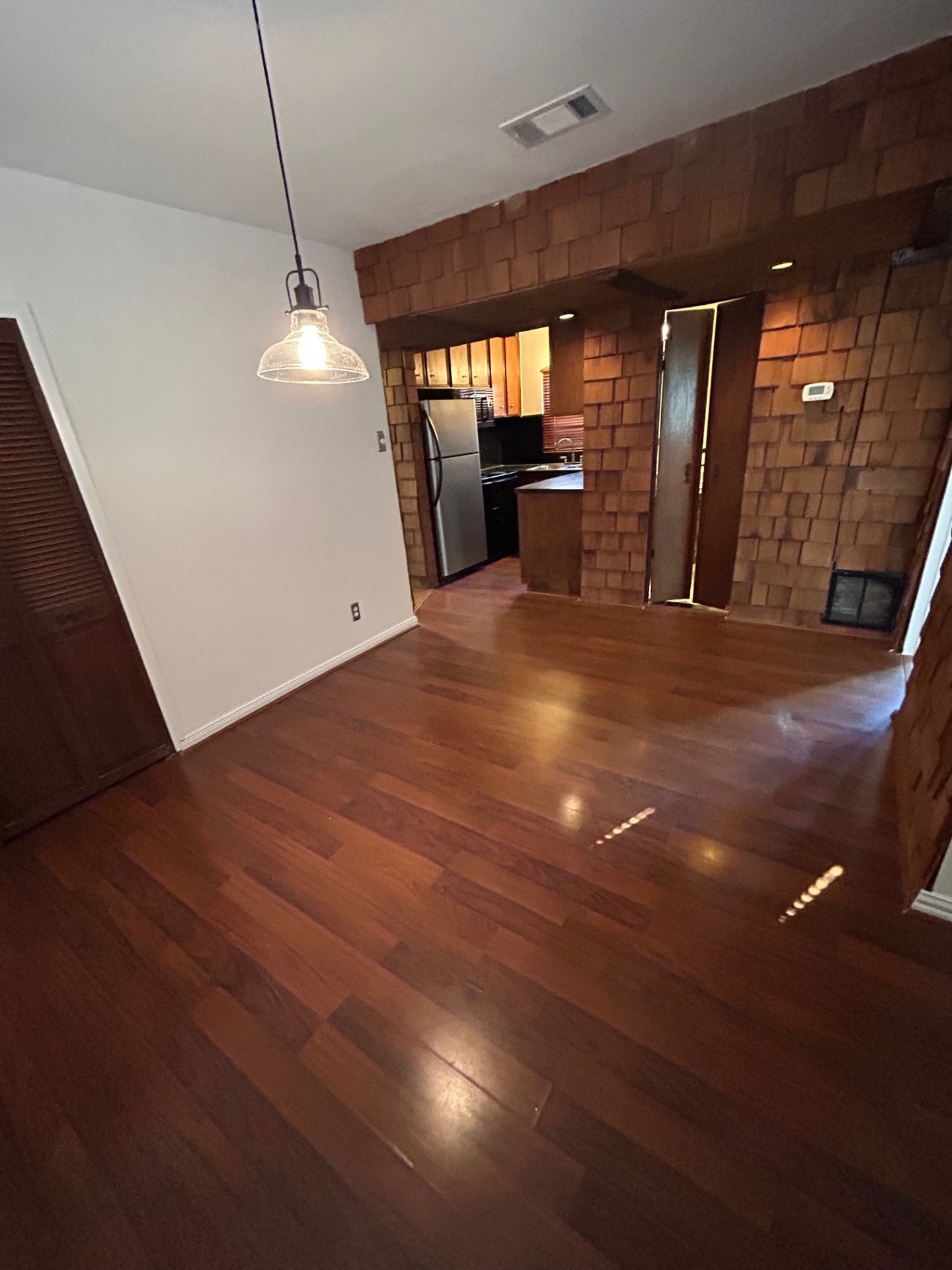 1922 Vassar Street Houston, TX 77098 - Photo 8 of 27 a view of empty room with wooden floor