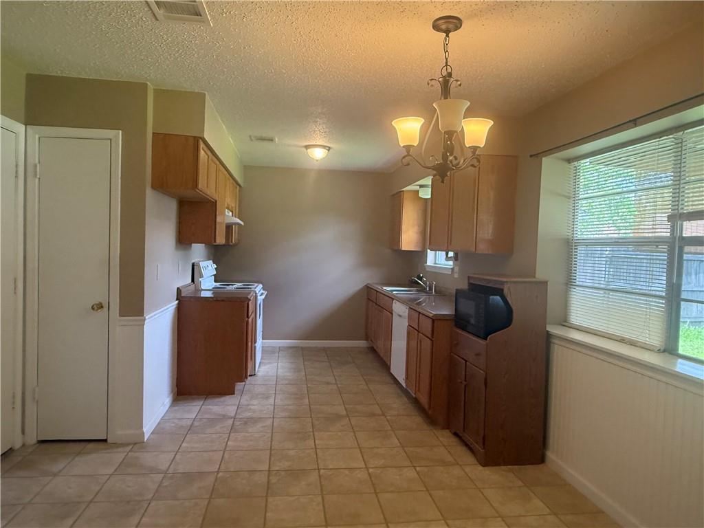 106 Leonell Circle Slidell, LA 70458 - Photo 11 of 44