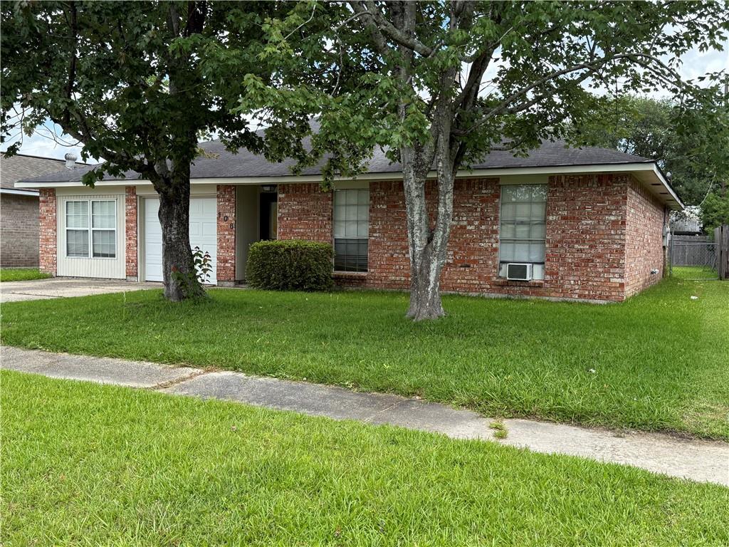 106 Leonell Circle Slidell, LA 70458 - Photo 2 of 44