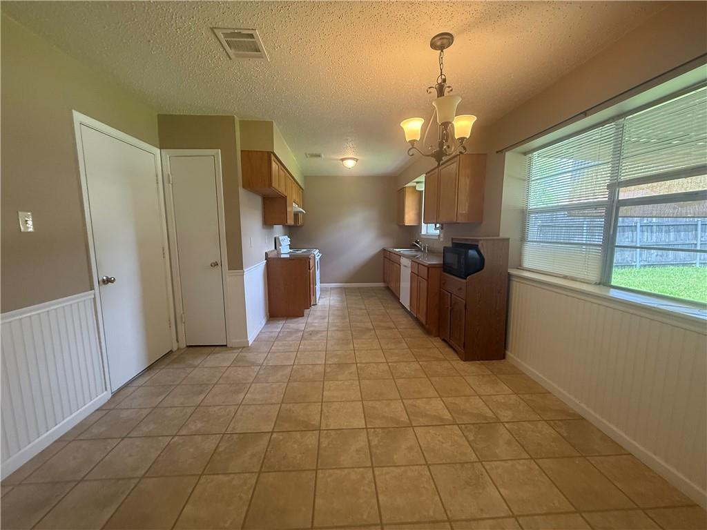106 Leonell Circle Slidell, LA 70458 - Photo 7 of 44