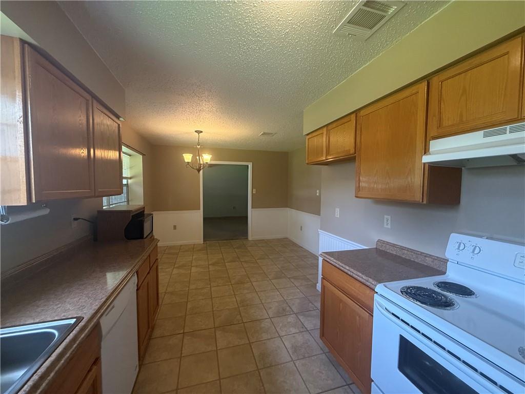 106 Leonell Circle Slidell, LA 70458 - Photo 9 of 44