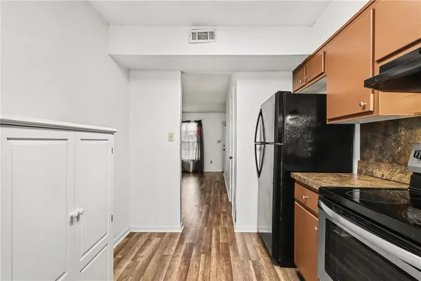 $190,000 | 2060 Kings Gate Circle Southwest, Unit A, Snellville, GA 30078