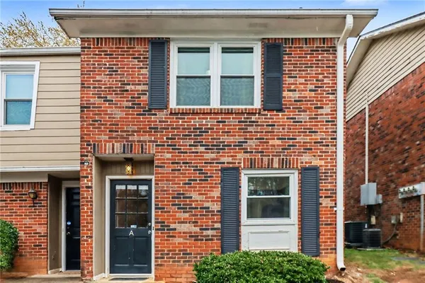 $190,000 | 2060 Kings Gate Circle Southwest, Unit A, Snellville, GA 30078