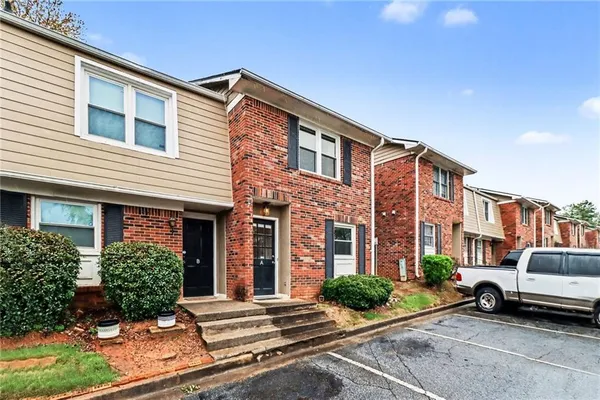 $190,000 | 2060 Kings Gate Circle Southwest, Unit A, Snellville, GA 30078