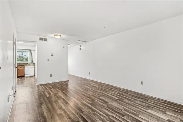 $190,000 | 2060 Kings Gate Circle Southwest, Unit A, Snellville, GA 30078