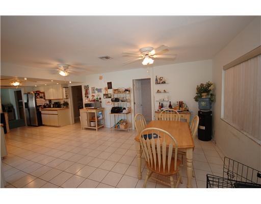 600 Southwest 12th Terrace Boca Raton, FL 33486 - Photo 3 of 11 Additional Photo