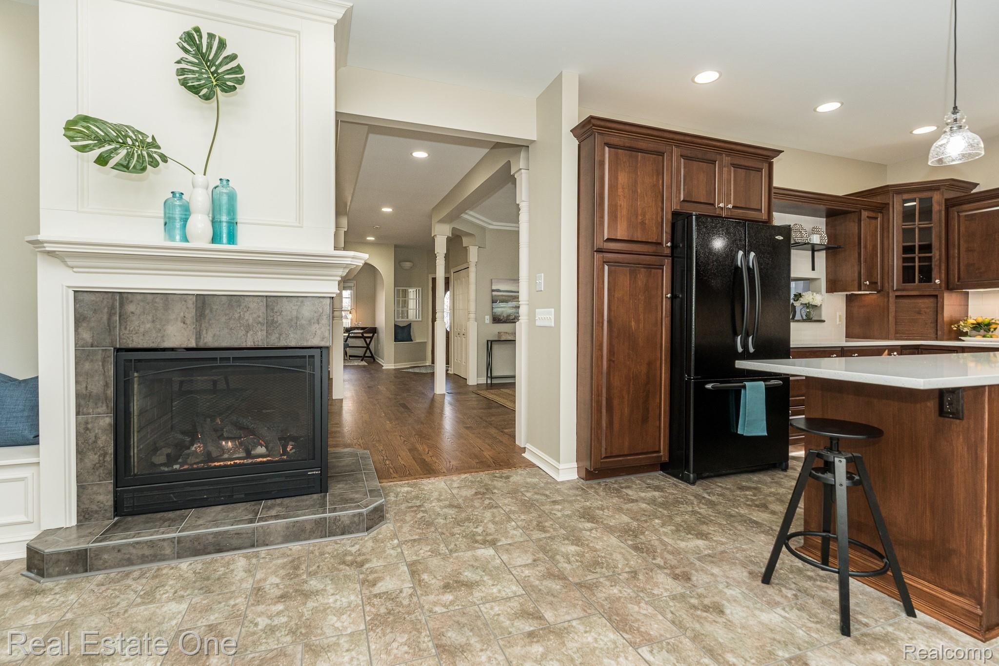 341 Griggs Street Rochester, MI 48307 - Photo 13 of 49 Kitchen