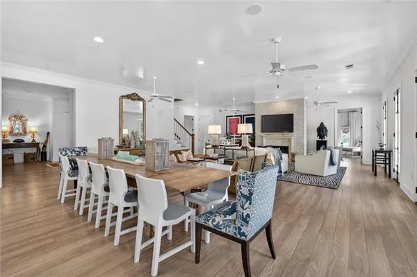 $1,795,000 | 794 West Beach Boulevard, Pass Christian, MS 39571