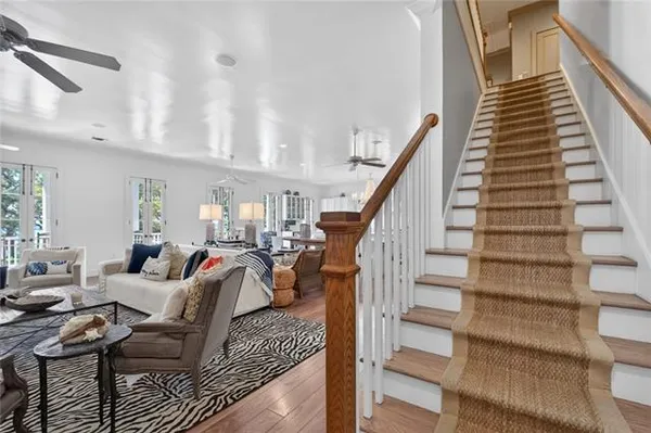 $1,795,000 | 794 West Beach Boulevard, Pass Christian, MS 39571