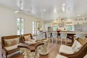 $2,300,000 | 794 West Beach Boulevard, Pass Christian, MS 39571