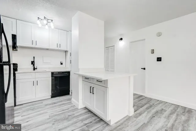 $129,000 | 1836 Metzerott Road, Unit 1416, Hyattsville, MD 20783