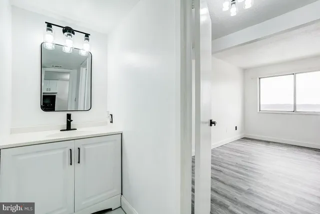 $129,000 | 1836 Metzerott Road, Unit 1416, Hyattsville, MD 20783