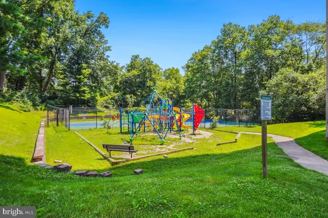 $129,000 | 1836 Metzerott Road, Unit 1416, Hyattsville, MD 20783