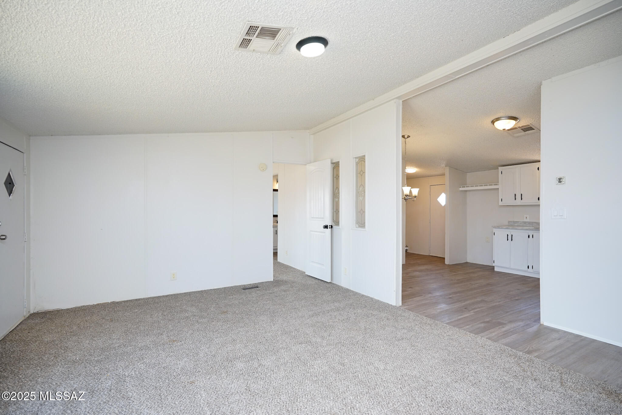5188 East Phillips Road Willcox, AZ 85643 - Photo 4 of 43 a view of an empty room