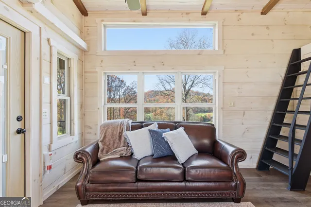 $257,800 | 527 Saunders Road, Franklin, NC 28734