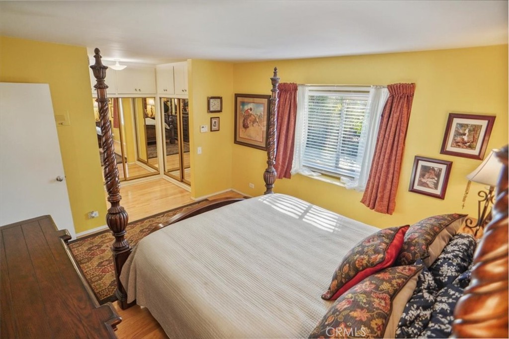 8636 Delco Avenue Winnetka, CA 91306 - Photo 10 of 20