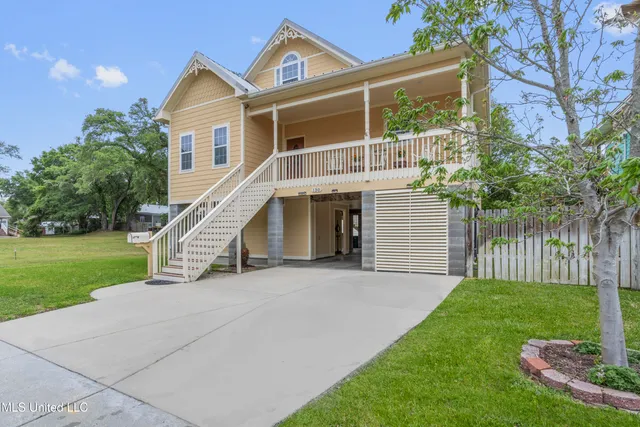 $510,000 | 130 Acacia Avenue, Biloxi, MS 39530