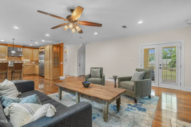 $510,000 | 130 Acacia Avenue, Biloxi, MS 39530