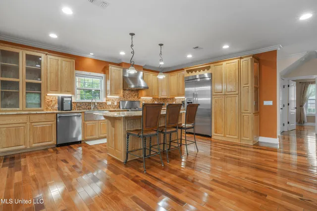 $510,000 | 130 Acacia Avenue, Biloxi, MS 39530