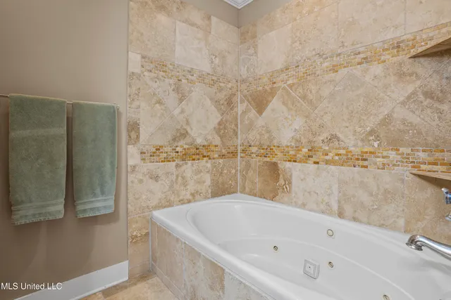 $510,000 | 130 Acacia Avenue, Biloxi, MS 39530