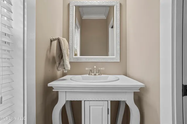 $510,000 | 130 Acacia Avenue, Biloxi, MS 39530