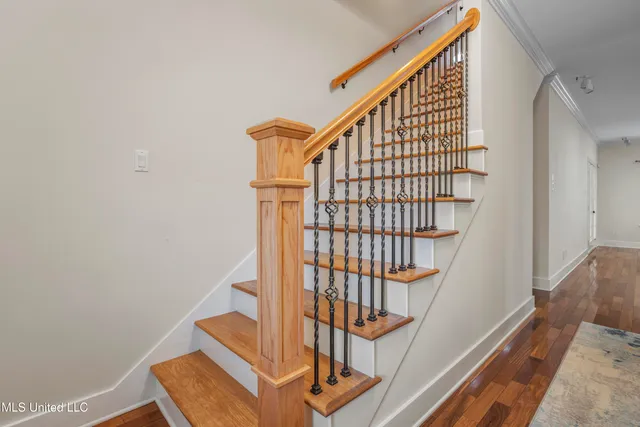 $510,000 | 130 Acacia Avenue, Biloxi, MS 39530