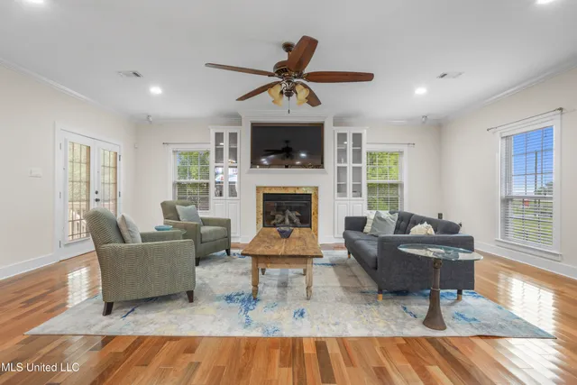 $510,000 | 130 Acacia Avenue, Biloxi, MS 39530