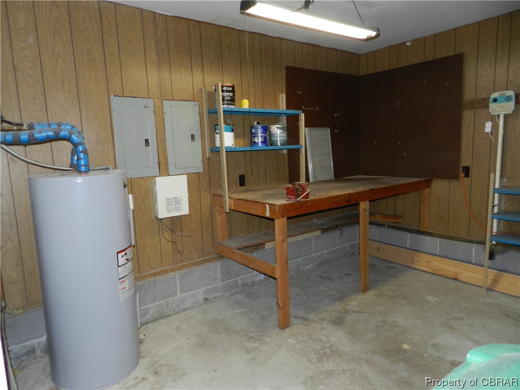 109 Macaulay Road Williamsburg, VA 23185 - Photo 45 of 50 Work Space in Garage