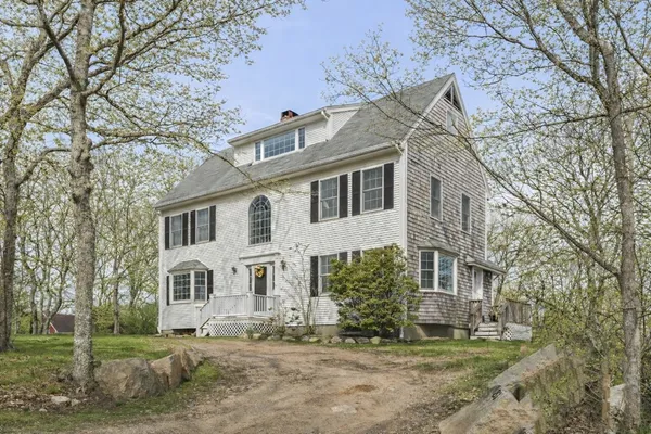 $2,350,000 | 81 Whalers Walk, Edgartown, MA 02539