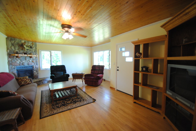 11050 River Road Plano, IL 60545 - Photo 4 of 25 Gallery Image 4