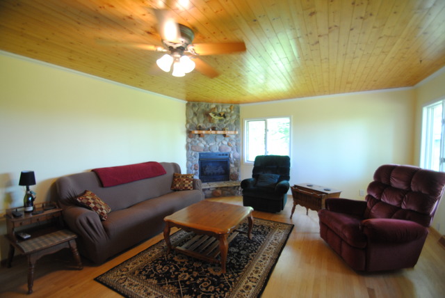 11050 River Road Plano, IL 60545 - Photo 5 of 25 Gallery Image 5