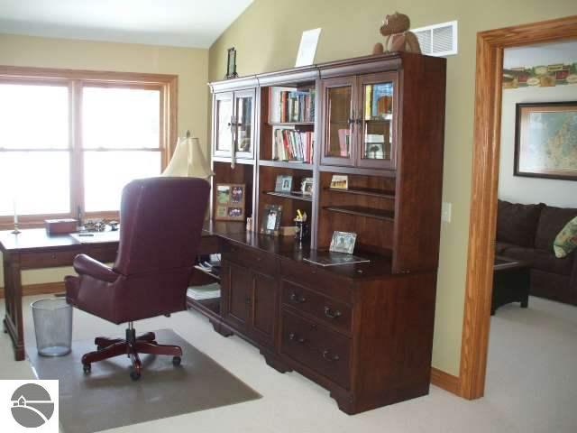3997 Smokey Ridge Road Traverse City, MI 49686 - Photo 9 of 15 1701692-8.JPG