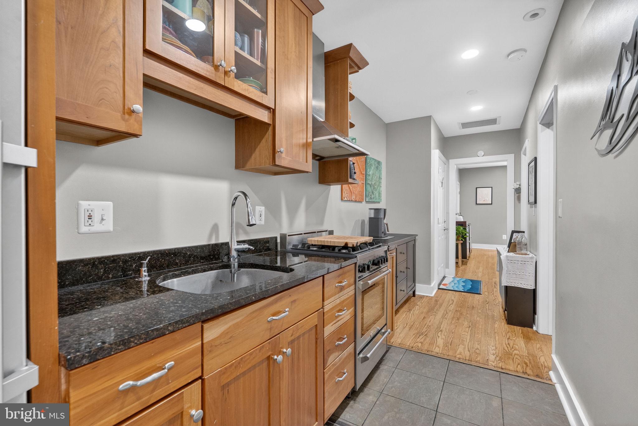 1836 Independence Avenue Southeast, Unit 3 Washington, DC 20003 - Photo 8 of 25