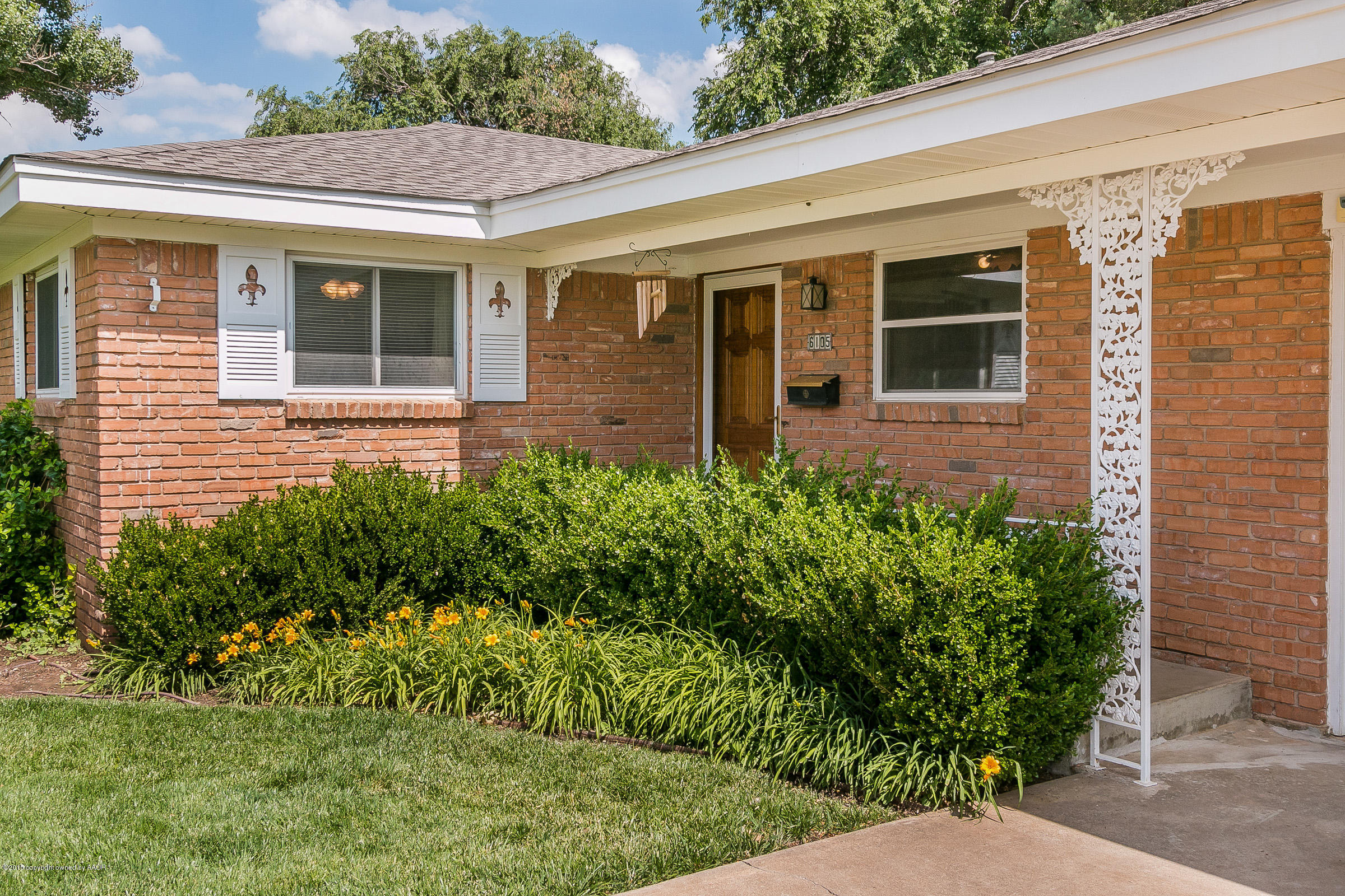6105 Hanson Road Amarillo, TX 79106 - Photo 2 of 24 Front Entry