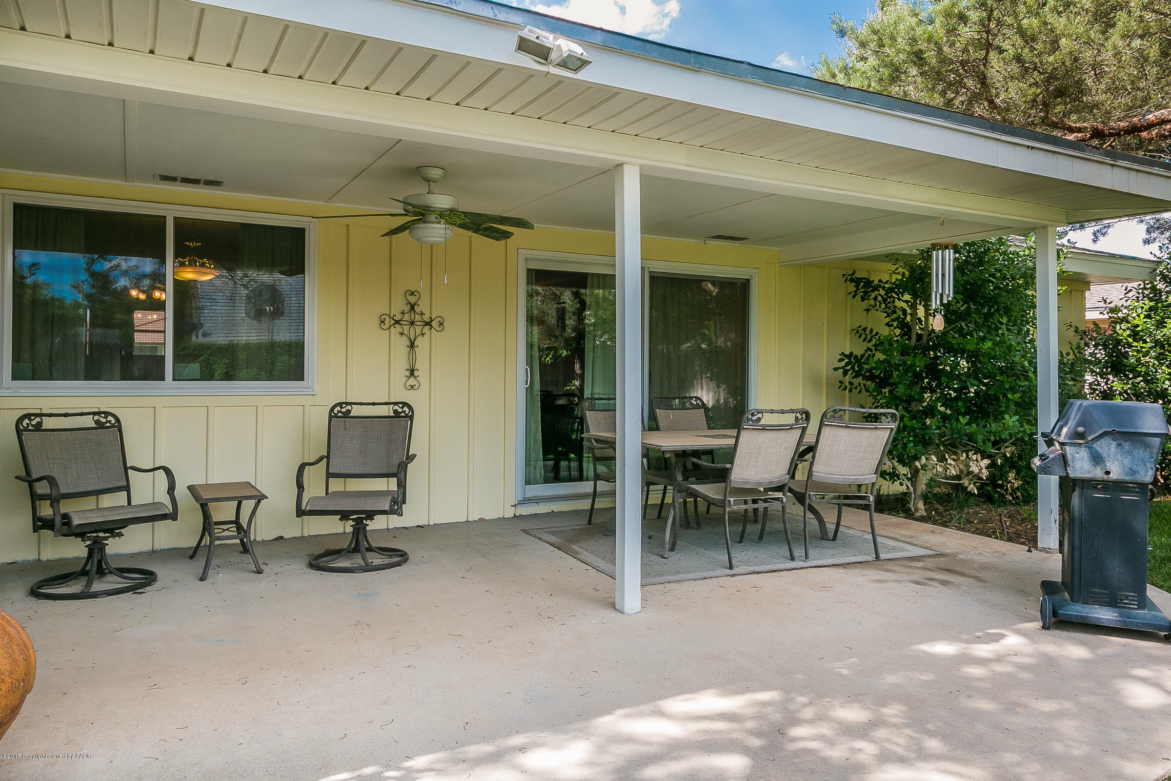 6105 Hanson Road Amarillo, TX 79106 - Photo 21 of 24 Covered Patio