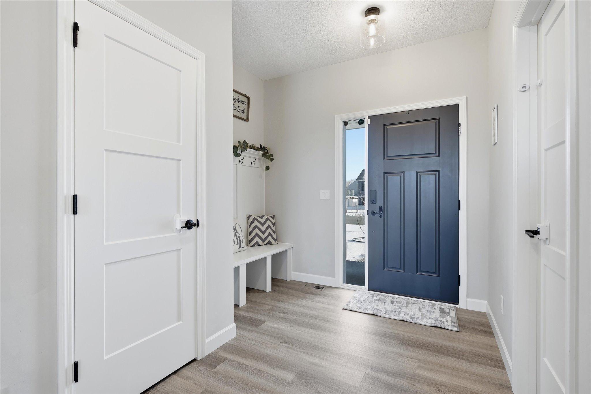 1486 Oak Rdg Street Hanover, MN 55341 - Photo 4 of 39