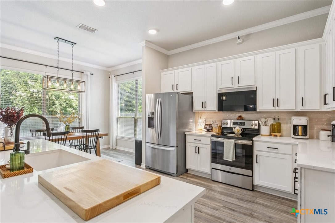 1115 Rhodactis Drive Temple, TX 76502 - Photo 9 of 35 Kitchen