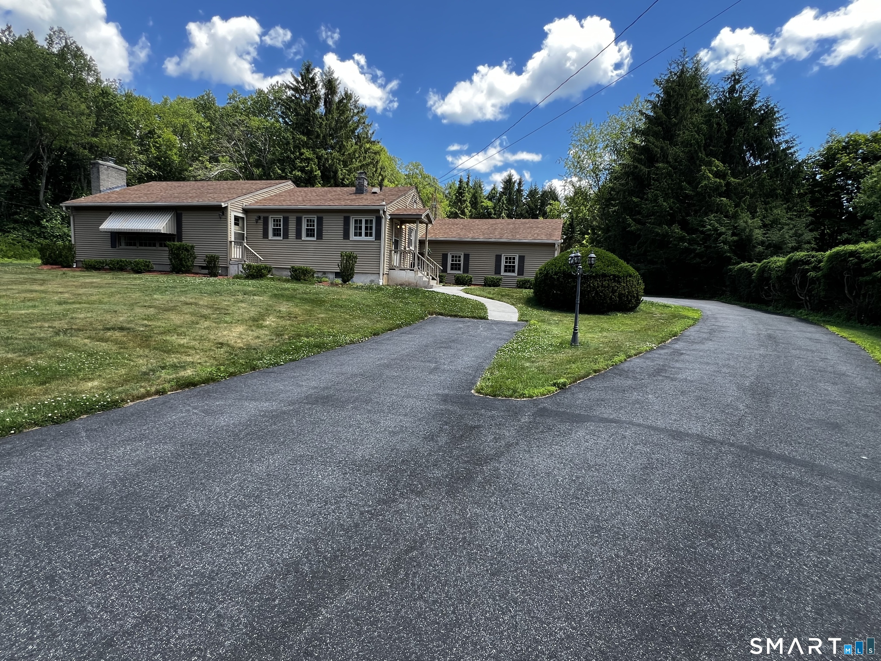 73 Shelton Road Oxford, CT 06478 - Photo 3 of 14