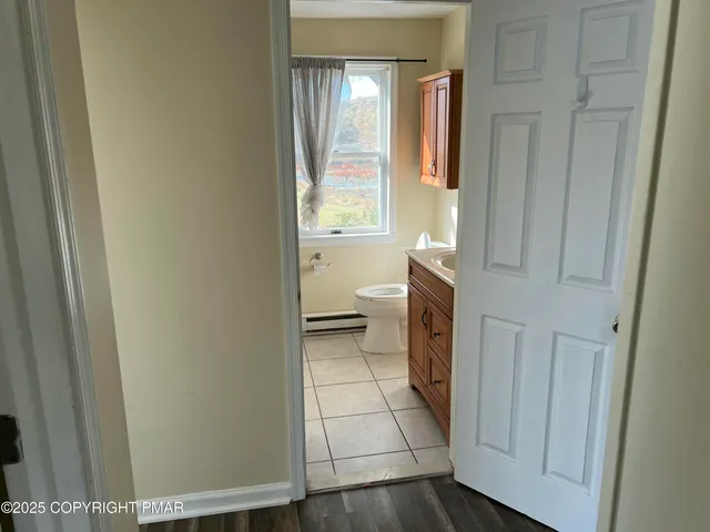 $525,000 | 121 Schoonover Lane, East Stroudsburg, PA 18301