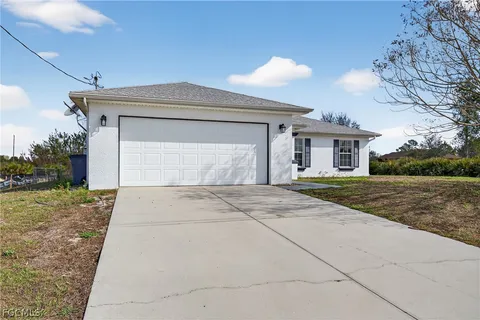 $250,000 | 2710 61st Street West, Lehigh Acres, FL 33971