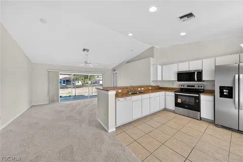 $250,000 | 2710 61st Street West, Lehigh Acres, FL 33971