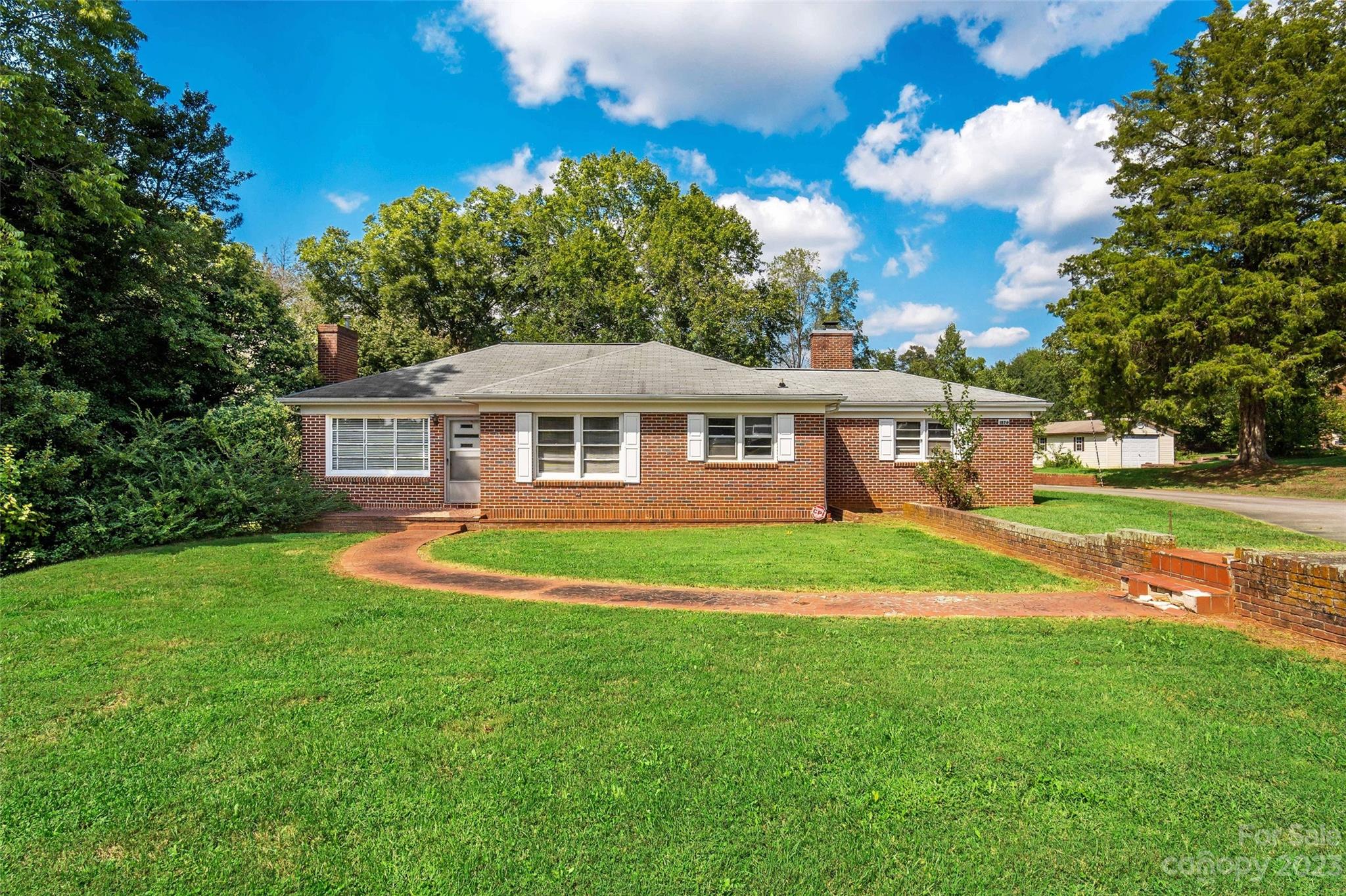 1876 & 1860 Sipe Road Conover, NC 28613 - Photo 1 of 48 Gallery Image 1
