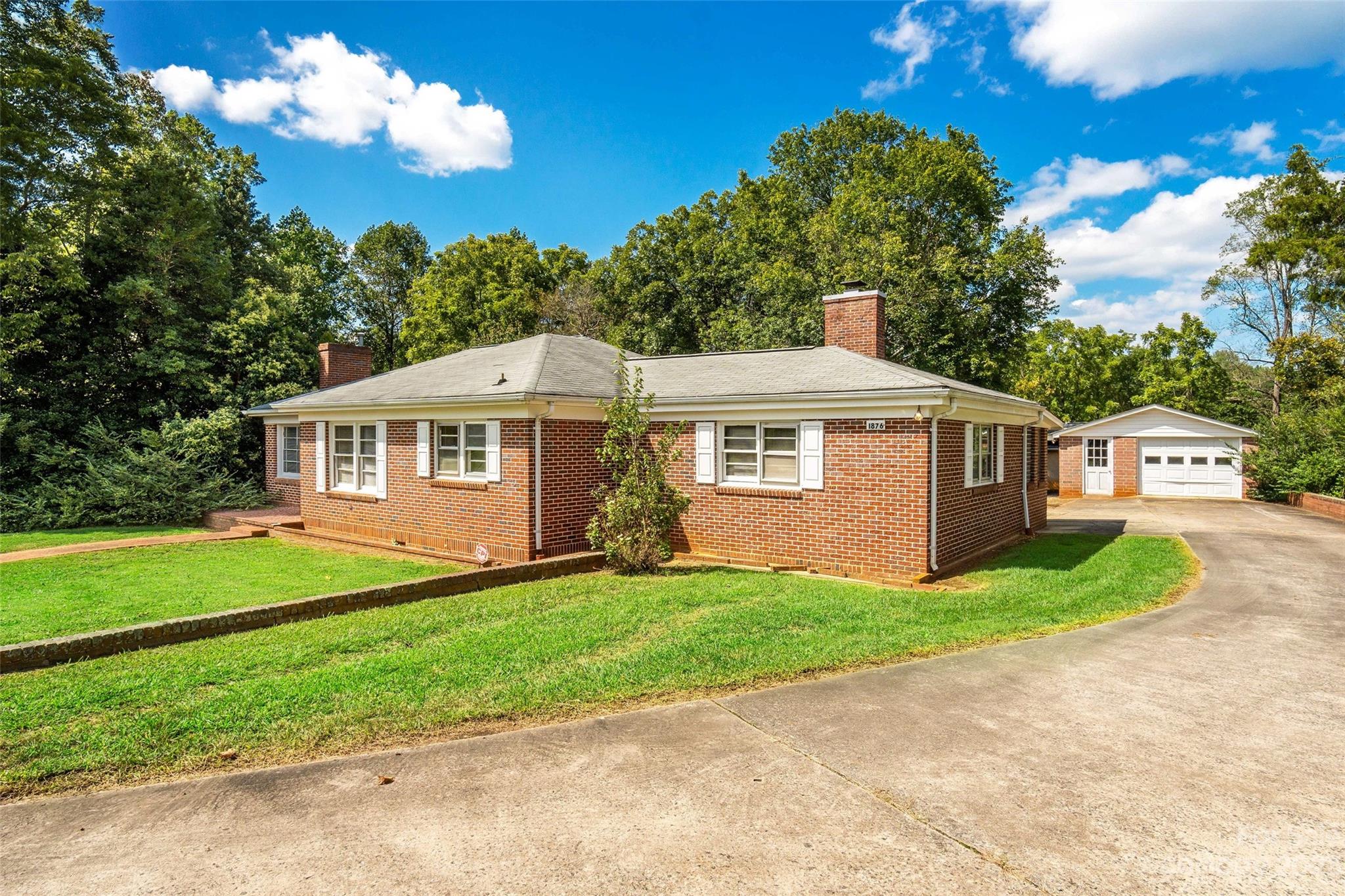 1876 & 1860 Sipe Road Conover, NC 28613 - Photo 3 of 48 Gallery Image 3