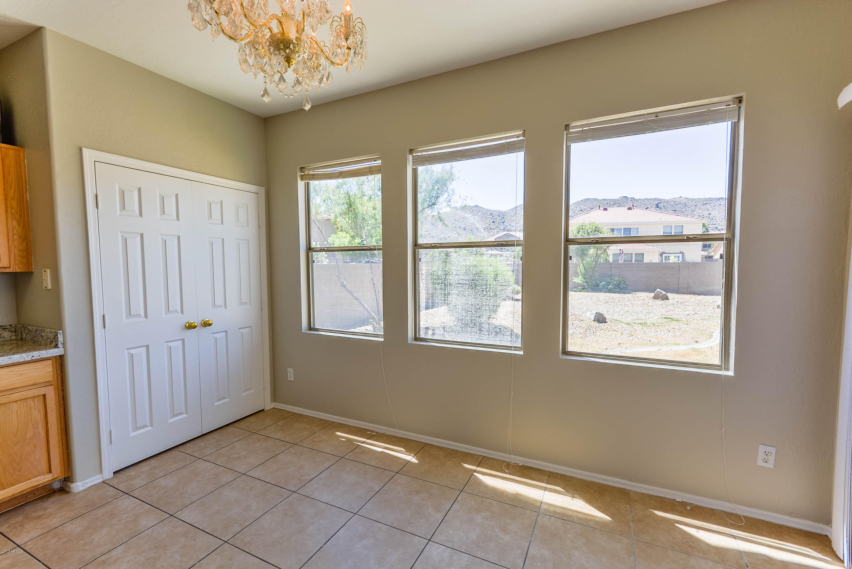 1317 East Pedro Road Phoenix, AZ 85042 - Photo 14 of 51 DSC_0093-HDR